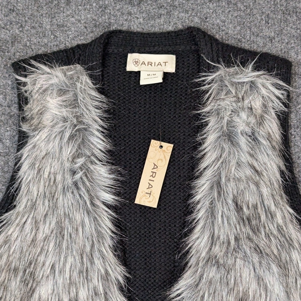 New With Tags Ariat Emma Fur Vest Womens Medium Black Faux Fur Knit Wool Blend